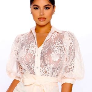 NWT fashion nova lace blouse light pink